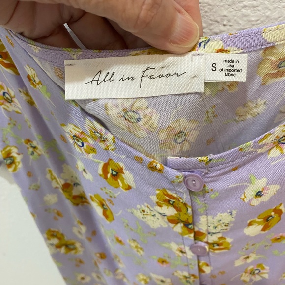 All in Favor (Nordstrom) Ladies Lavender Floral Print Casual Short Sleeve Top-S - Picture 4 of 10